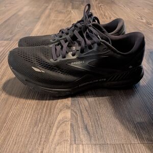 Brooks Black Running Shoes